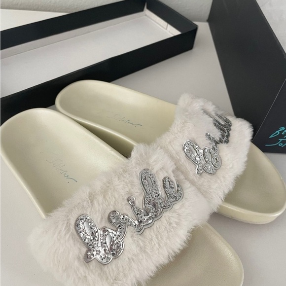 Betsey Johnson bedazzled Bridal Slides - Picture 4 of 13